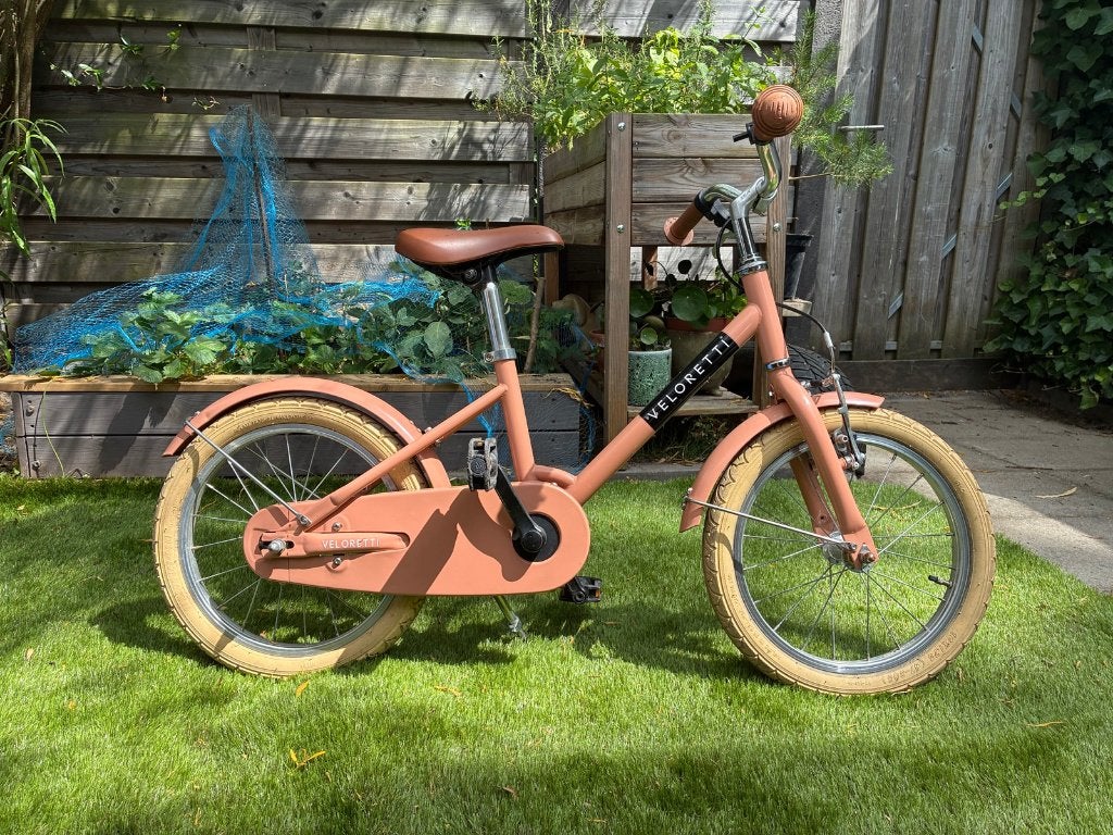 Veloretti Kinderfiets 16 inch | Roze | Zeer nette staat, Fietsen en Brommers, Fietsen | Kinderfietsjes, Ophalen, Zo goed als nieuw