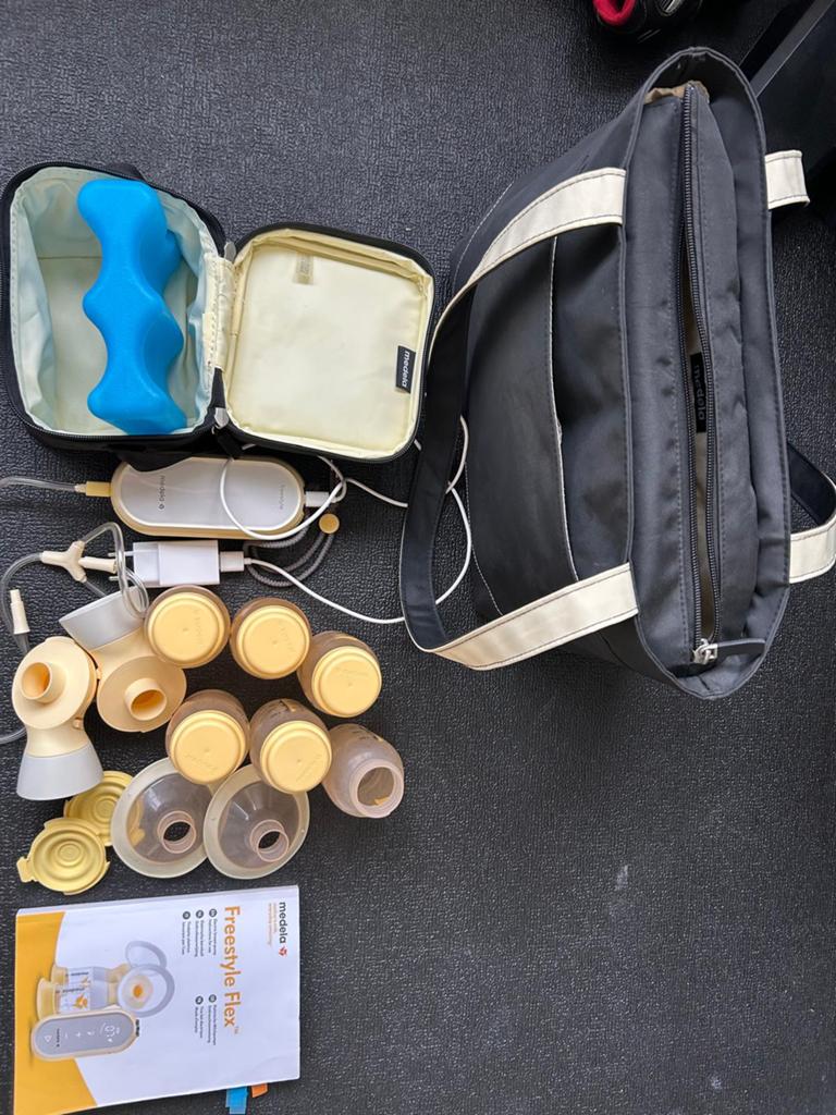 Medela freestyle flex, complete set, Kinderen en Baby's, Babyvoeding en Toebehoren, Ophalen, Zo goed als nieuw, Borstkolf