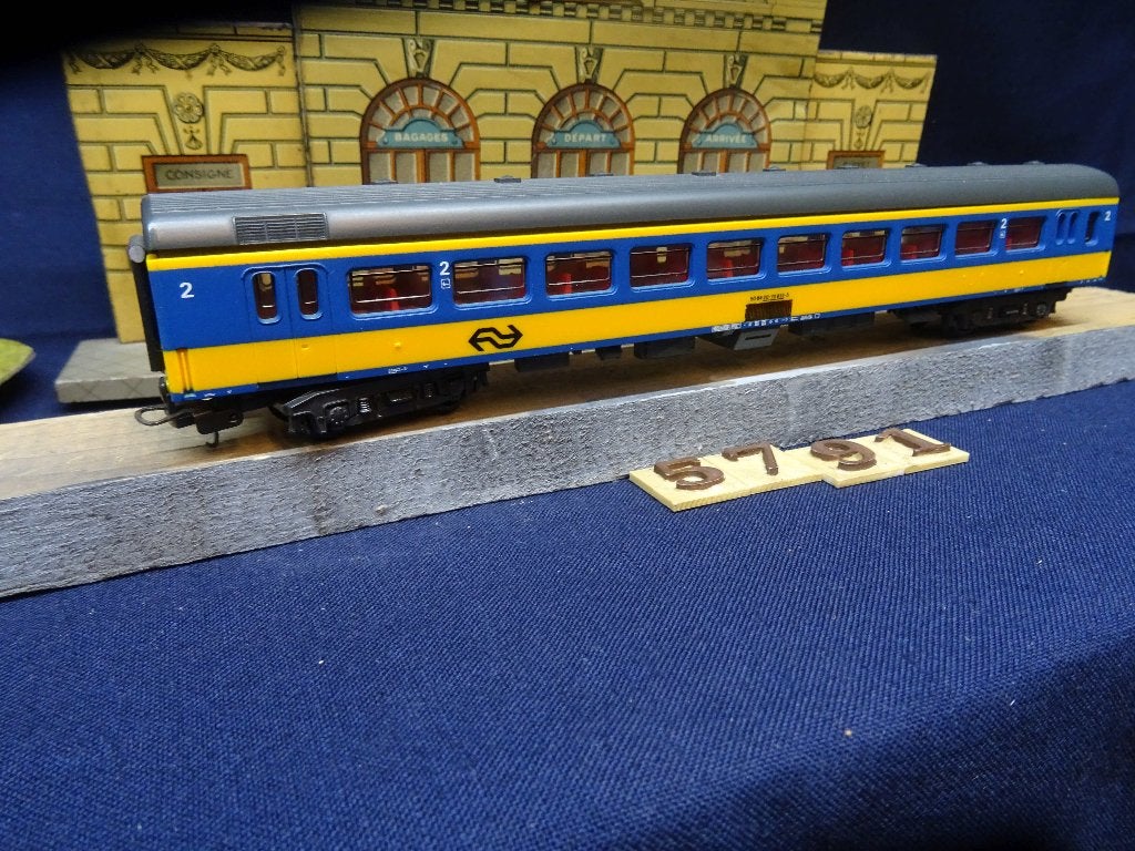 5791A=Lima rijtuig van de Nederlandse spoorwegen.96, Wisselstroom, Wagon, Ophalen of Verzenden, Zo goed als nieuw