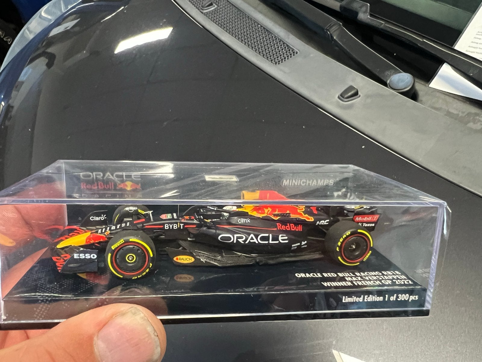 Minichamps Red Bull Racing RB18 Verstappen French GP 2022, Ophalen of Verzenden, Zo goed als nieuw, Formule 1