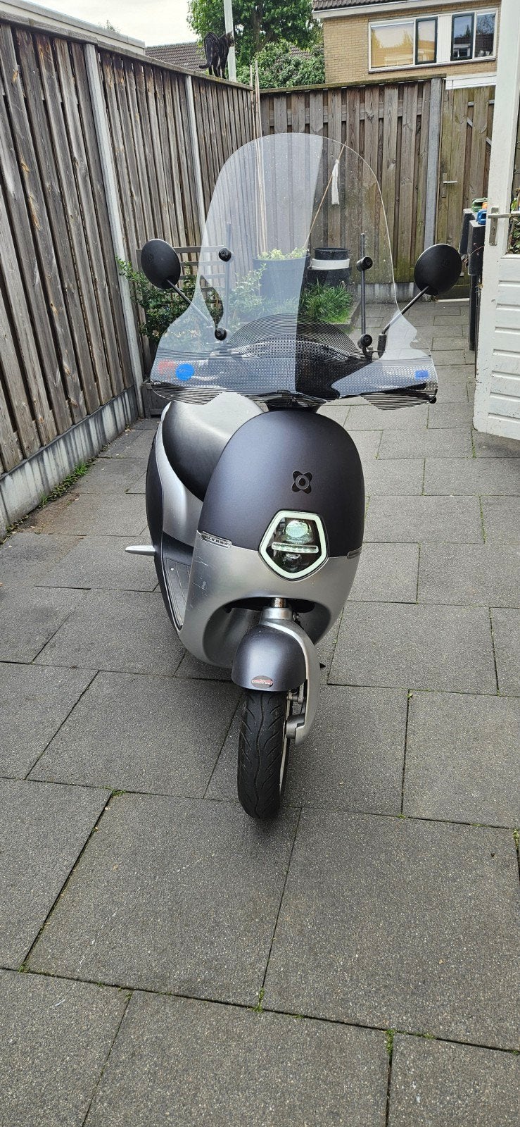 Elektrische agm ecooter e 1 uit 2021 2857km, Ophalen of Verzenden, Elektrisch