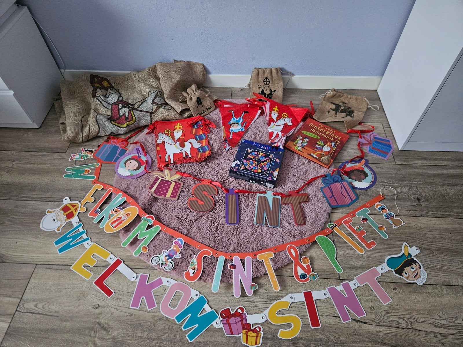 sinterklaas pakket, Ophalen of Verzenden, Gebruikt