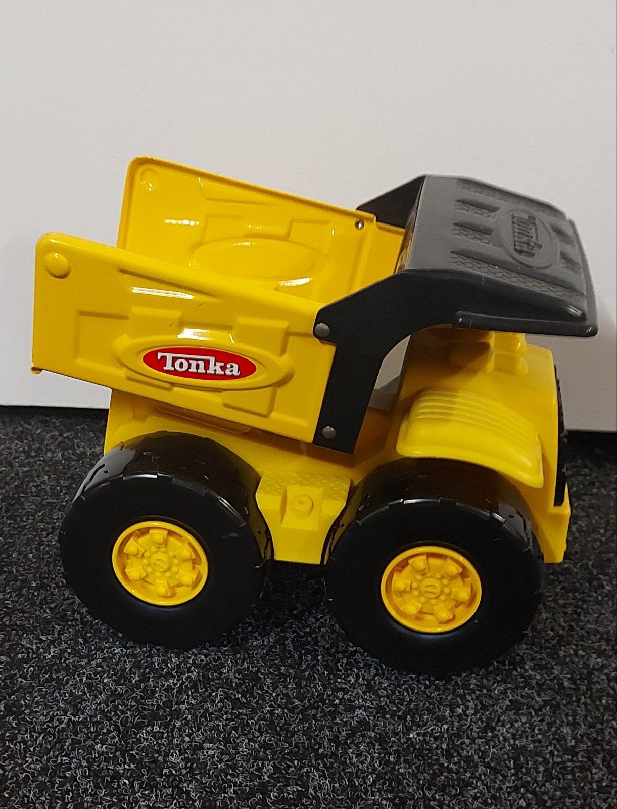 tonka dumper, Kinderen en Baby's, Speelgoed | Speelgoedvoertuigen, Ophalen of Verzenden, Zo goed als nieuw