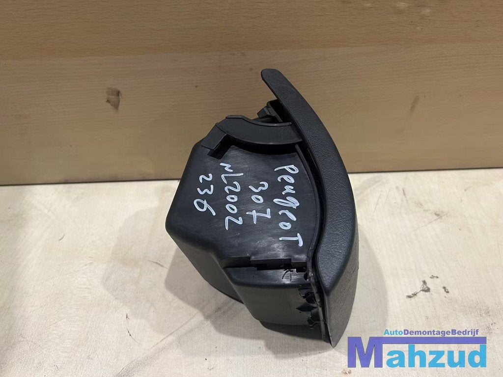 PEUGEOT 307 asbak prullenbak achter 2000-2007, Taurusavenue 1
2132 LS  Hoofddorp, NL, Gebruikt, Contact.group@renault.com, Stellantis N.V.