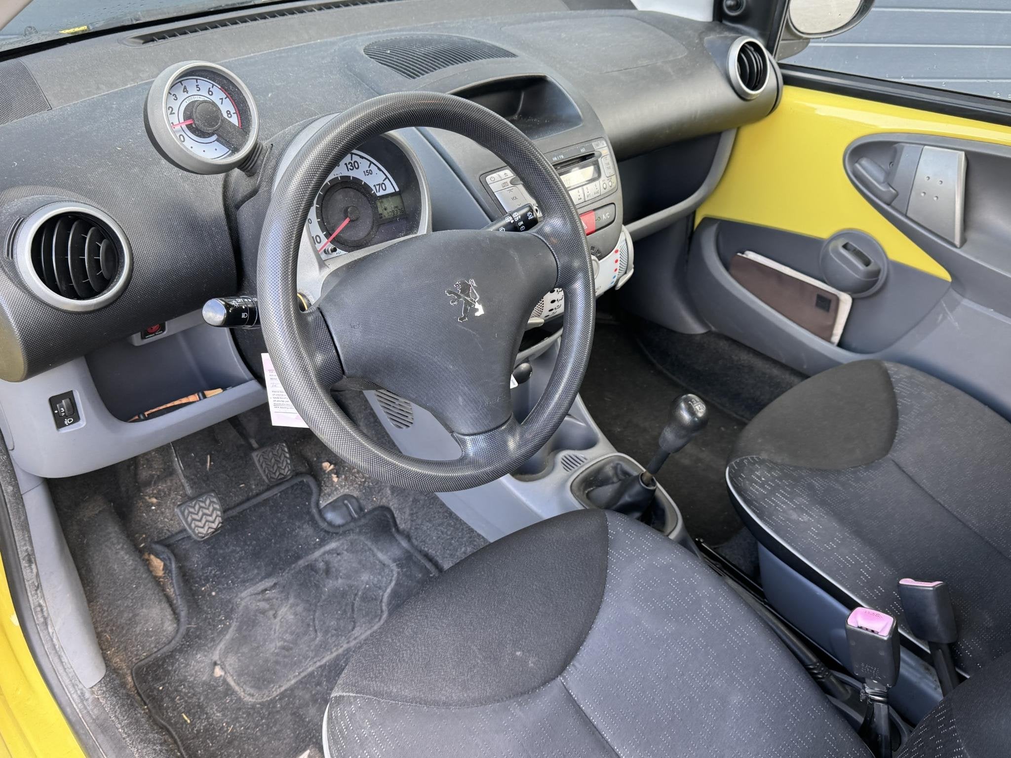 PEUGEOT 107 1.0 SUBLIME I MEENEEMPRIJS I APK TOT 14-01-2027, Voorwielaandrijving, Stof, Gebruikt, 4 stoelen