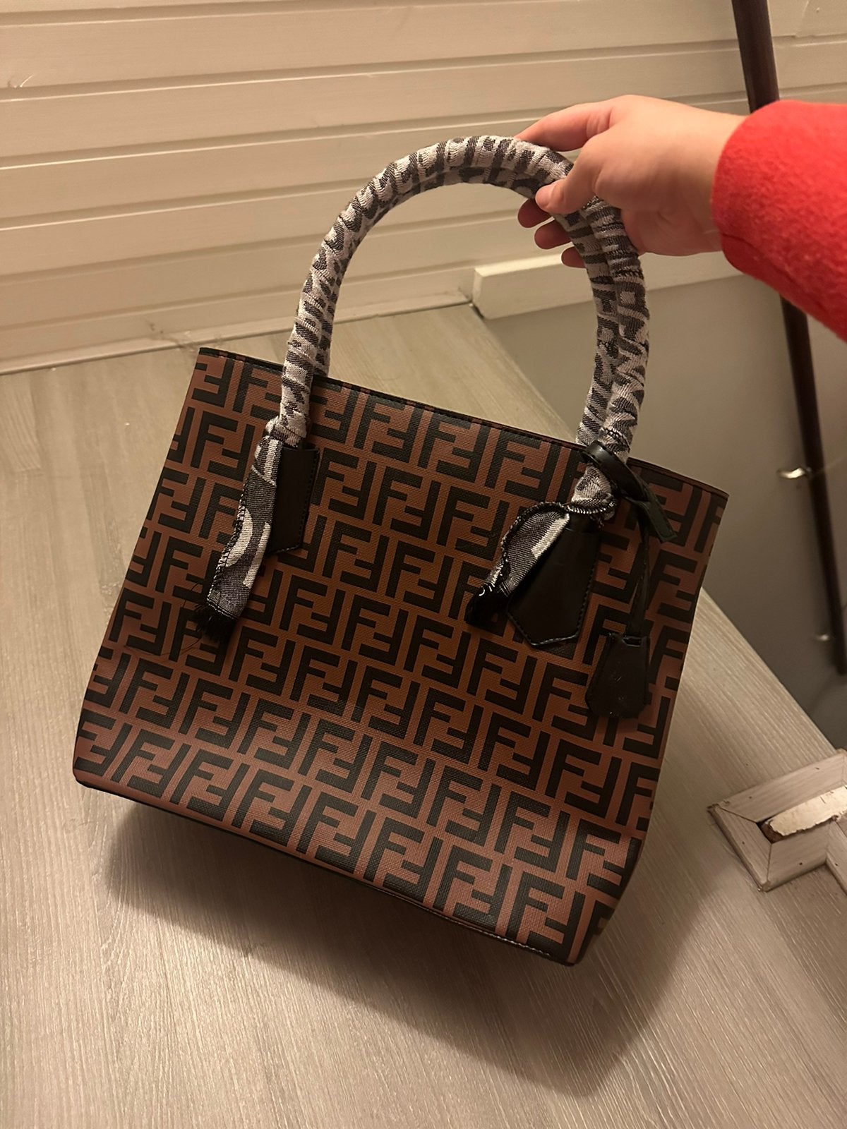 Neppe fendi tas, Ophalen of Verzenden, Nieuw