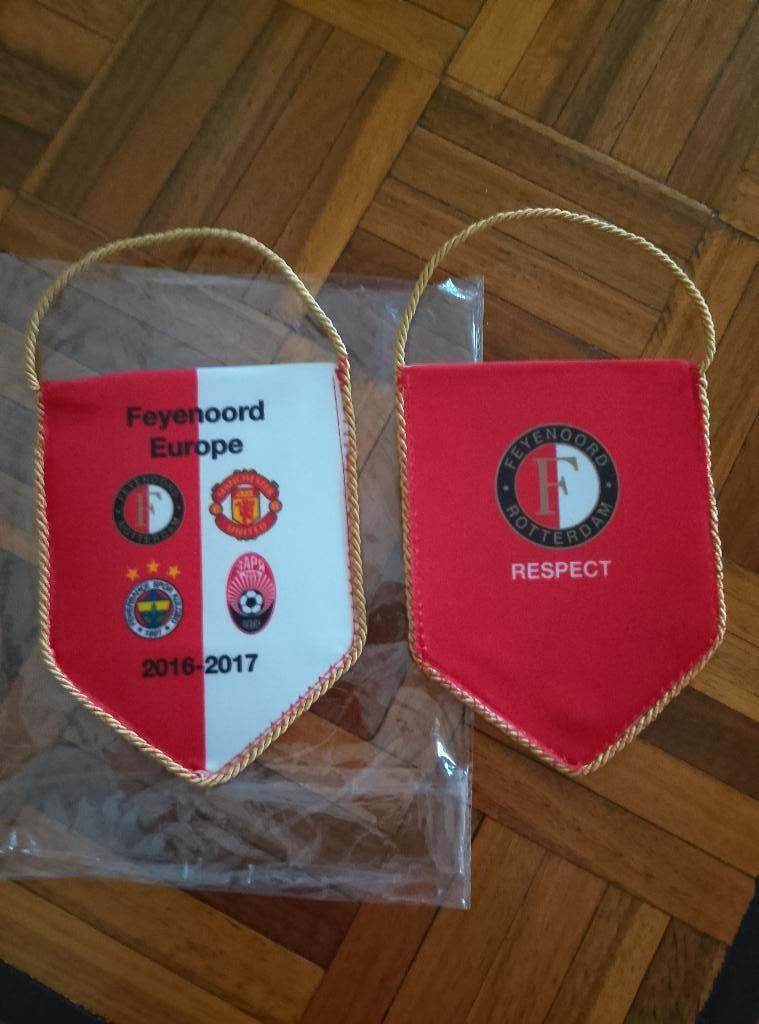 Twee Europacup vaantjes Feyenoord, Ophalen of Verzenden, Nieuw, Feyenoord