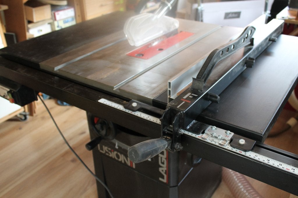 Laguna Fusion 1 tafelzaagmachine, cirkelzaag, 3 jaar zgan, Doe-het-zelf en Verbouw, Gereedschap | Zaagmachines, Ophalen, Cirkelzaag