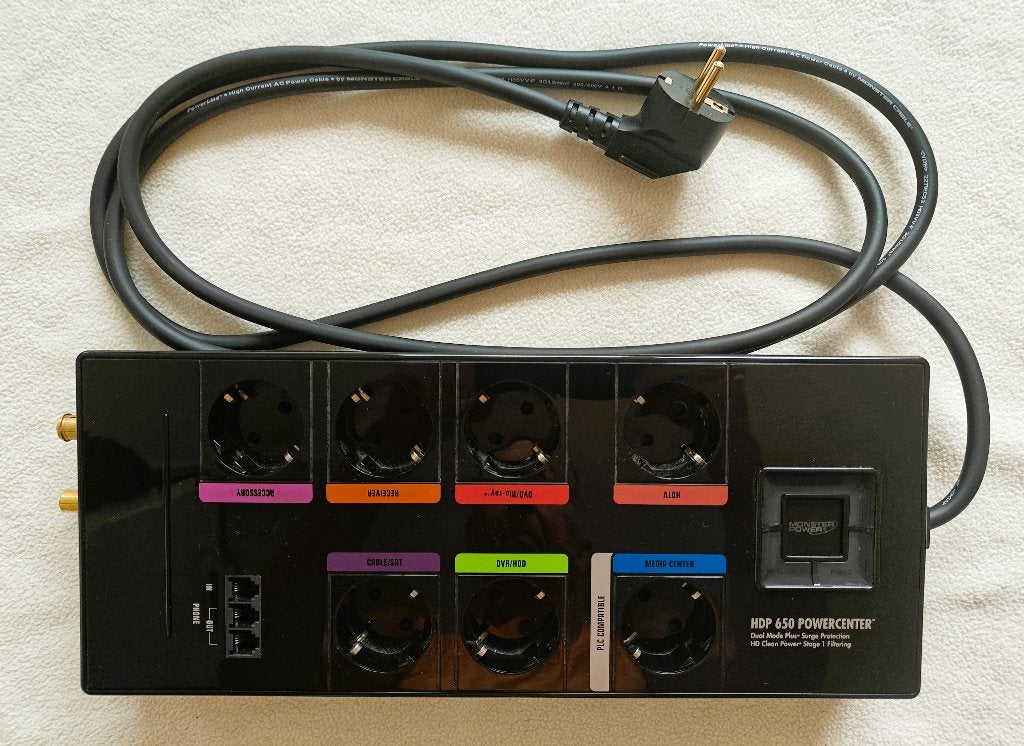 Monster Power HDP 650 PowerCenter, Ophalen of Verzenden, Gebruikt, Minder dan 2 meter, Overige kabels