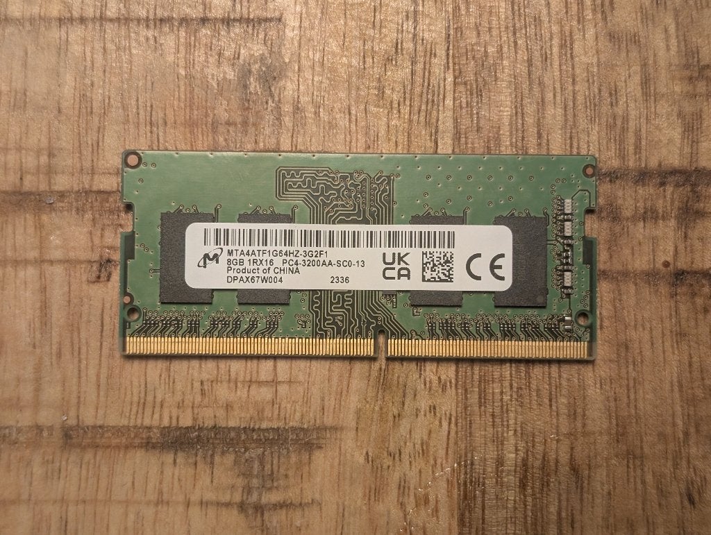 Micron 8GB SODIMM DDR4 3200MHz (MTA4ATF1G64HZ-3G2F1), Computers en Software, DDR4, 8 GB, Ophalen of Verzenden, Zo goed als nieuw