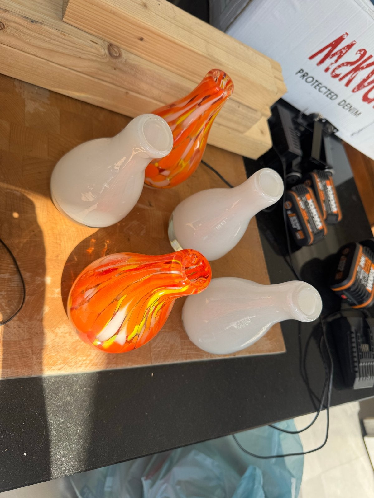 Set van 5 mondgeblazen vazen - Oranje en Wit, Huis en Inrichting, Woonaccessoires | Vazen, Ophalen, Oranje, 18 cm, Glas