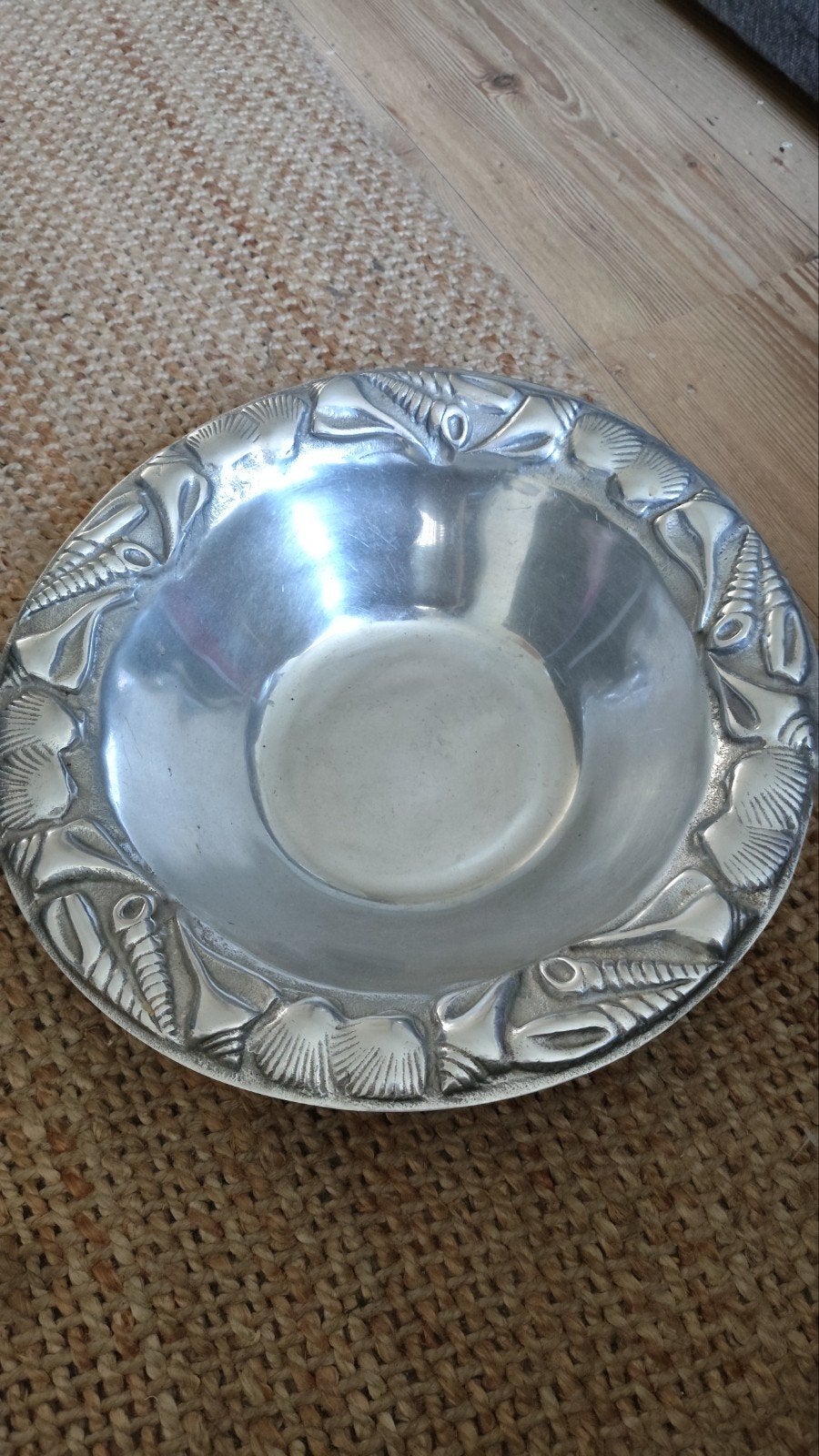 Mooie grote schaal met schelpen, Ophalen