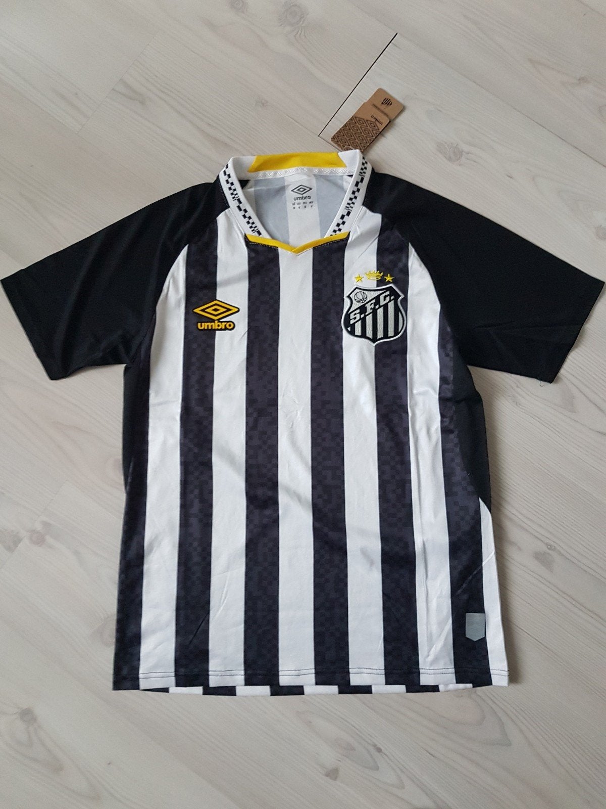 Sau Paulo FC heren voetbalshirt size medium, Sport en Fitness, Voetbal, Ophalen of Verzenden, Nieuw