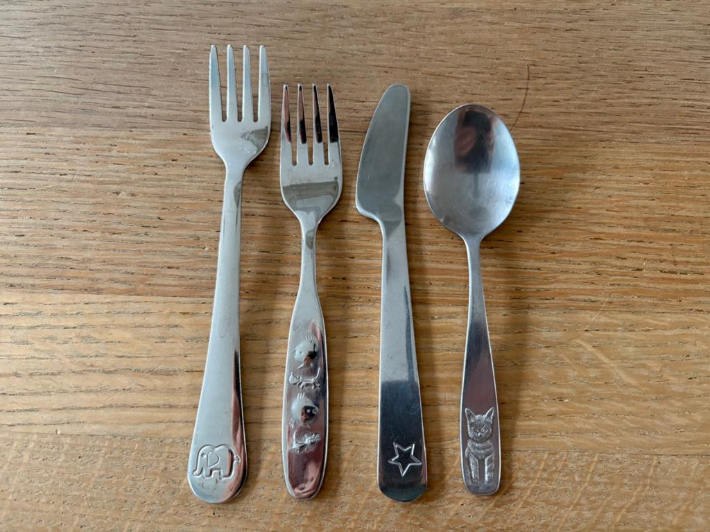 Schattig vintage kinder besteksetje divers, Kinderen en Baby's, Kinderspulletjes, Ophalen of Verzenden, Zo goed als nieuw