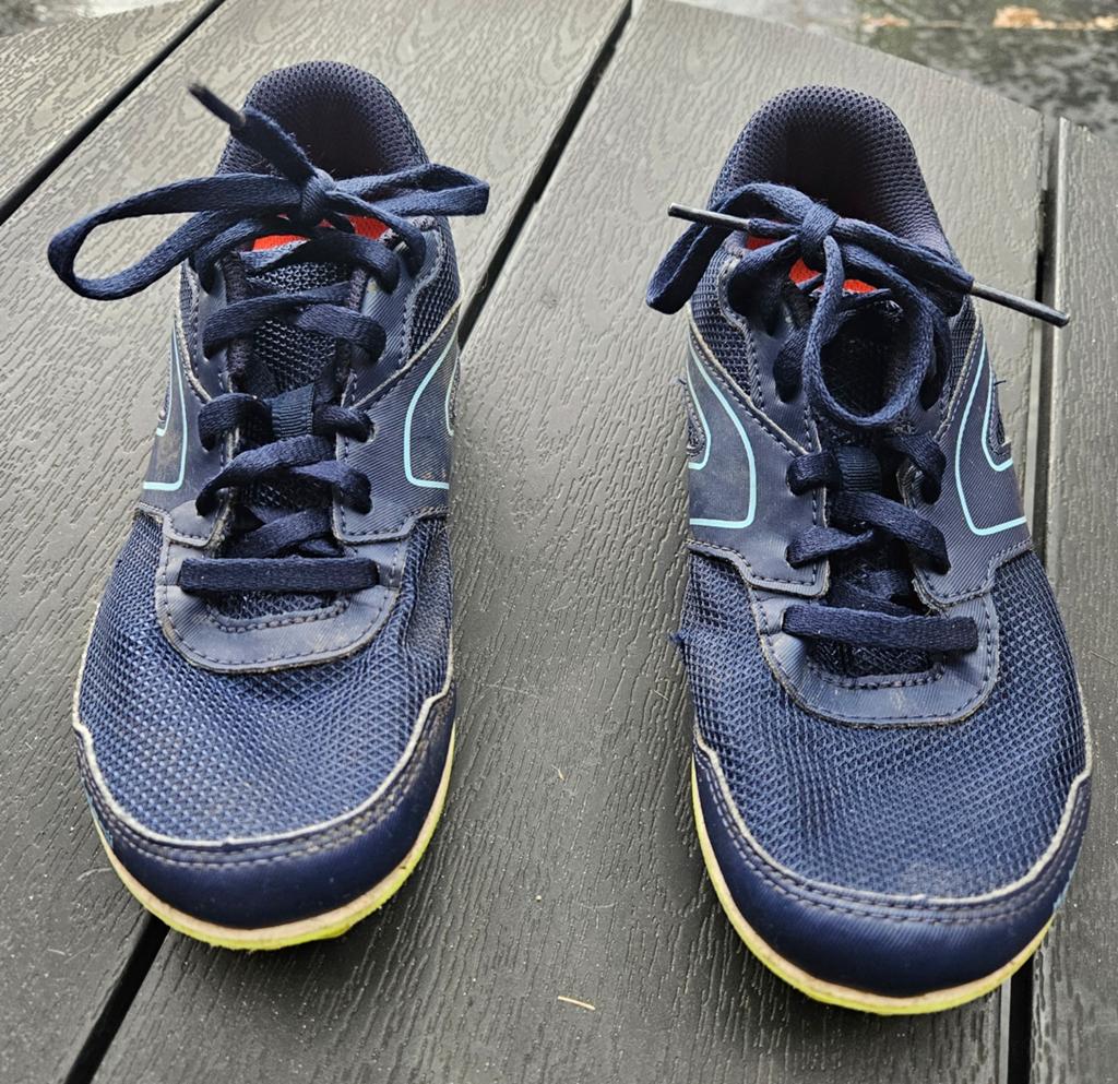 Kalenji hardloopschoenen spikes maat 36, Overige merken, Gebruikt, Ophalen of Verzenden, Spikes