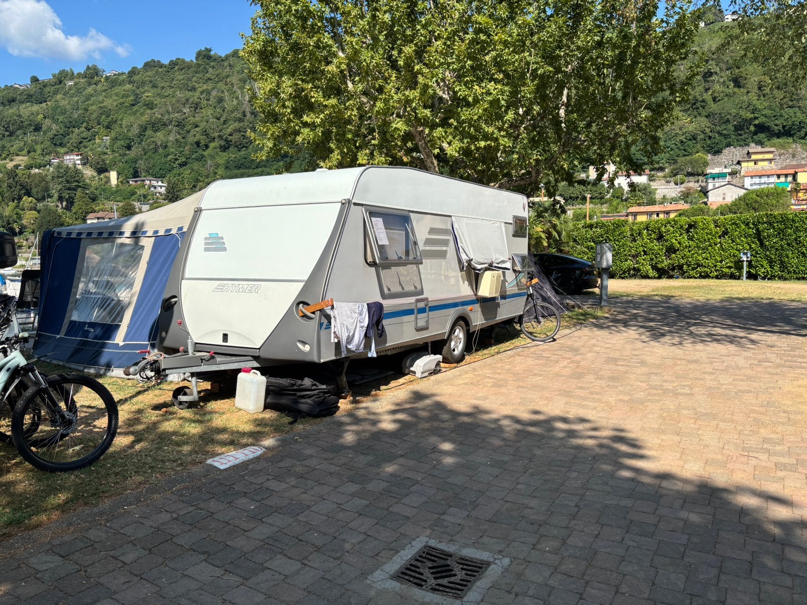 Hymer Eriba Swing 525a (6 slaapplaatsen!), Stapelbed, Treinzit, Particulier, 6 tot 7 meter