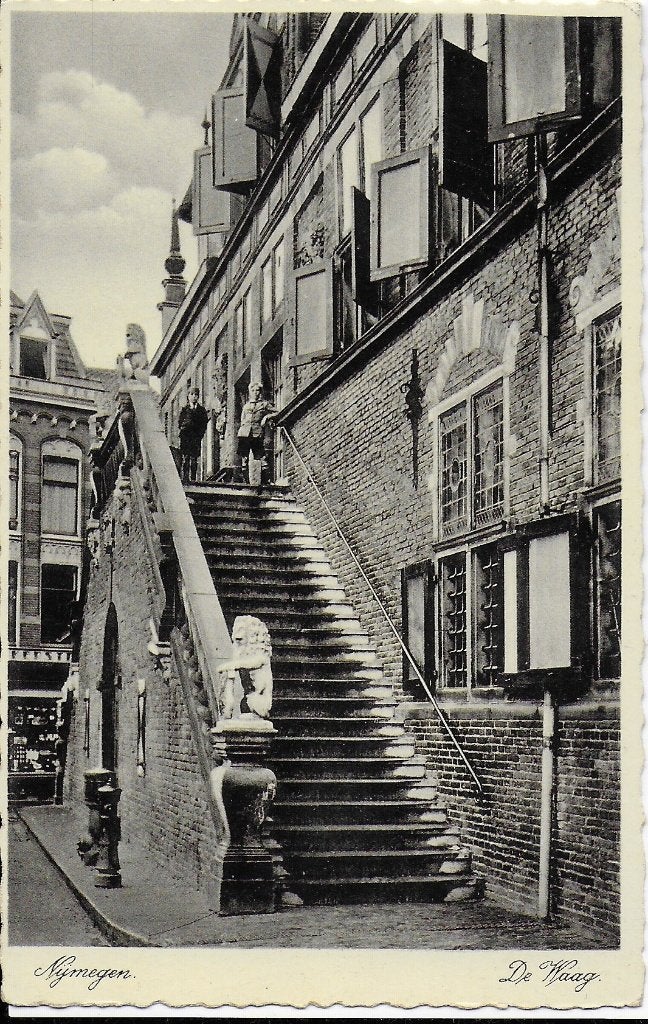 V19 oude gelopen ansichtkaart nijmegen de waag, Ophalen of Verzenden, 1960 tot 1980, Gelopen, Gelderland