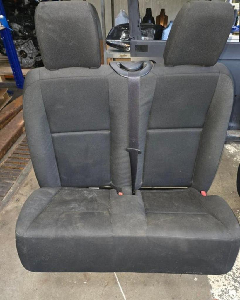 Stoel rechter dubbele Mercedes Sprinter W 907, Auto-onderdelen, Interieur en Bekleding, Ophalen of Verzenden, Nieuw