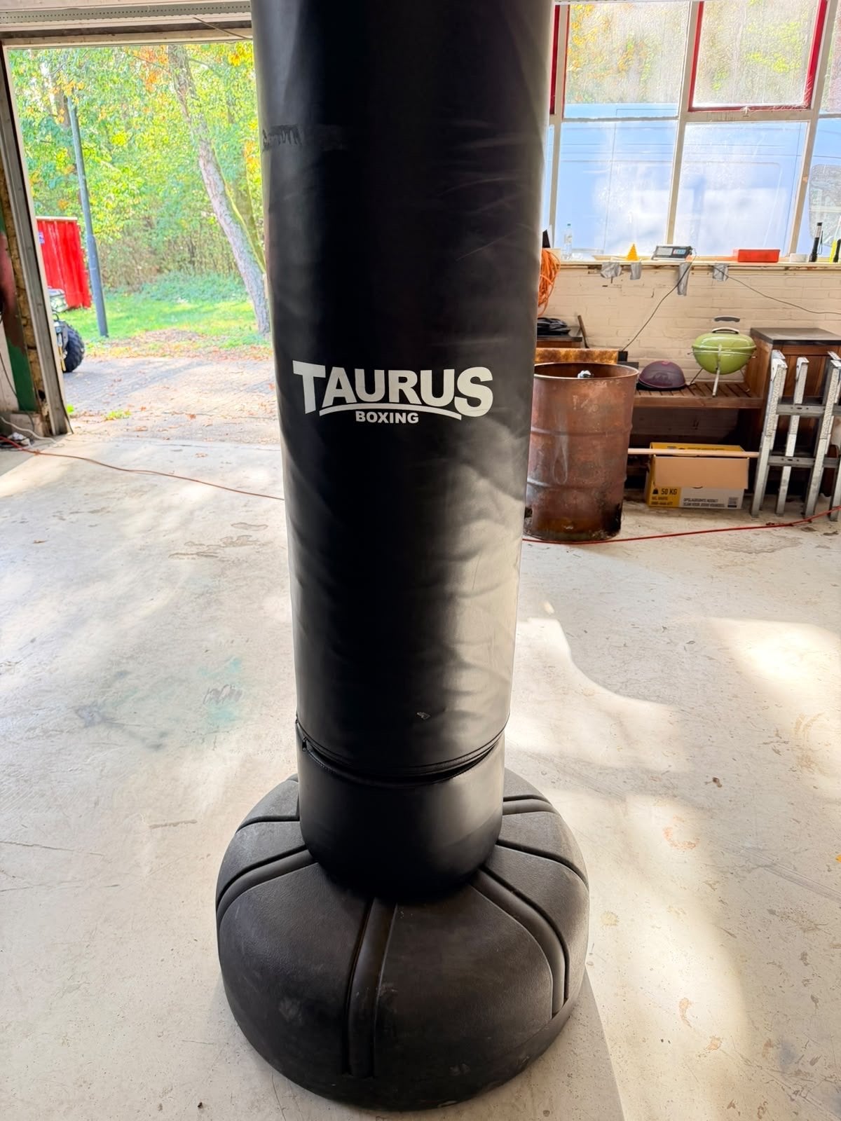 Taurus Vrijstaande Bokszak - Zo goed als nieuw, Ophalen, Zo goed als nieuw, Bokszak