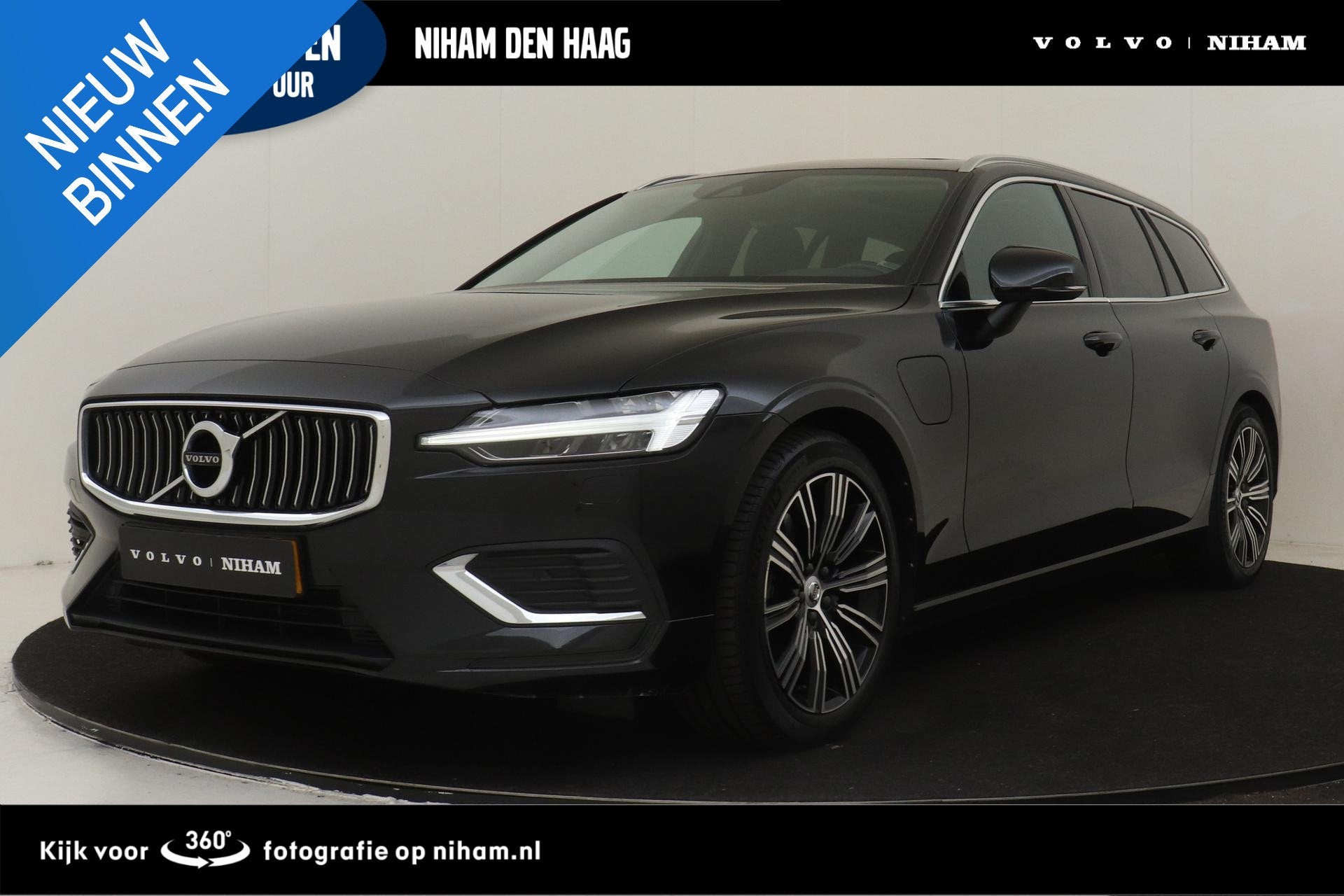 Volvo V60 T8 RECHARGE AWD INSCRIPTION *LONG RANGE!* -PANO.DA