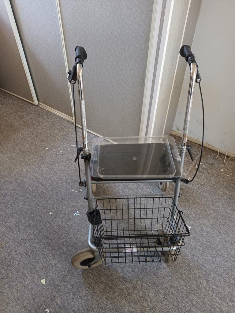 Rollator, Ophalen