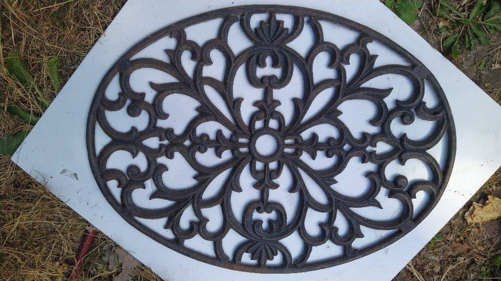 Gietijzer ornament, Ophalen