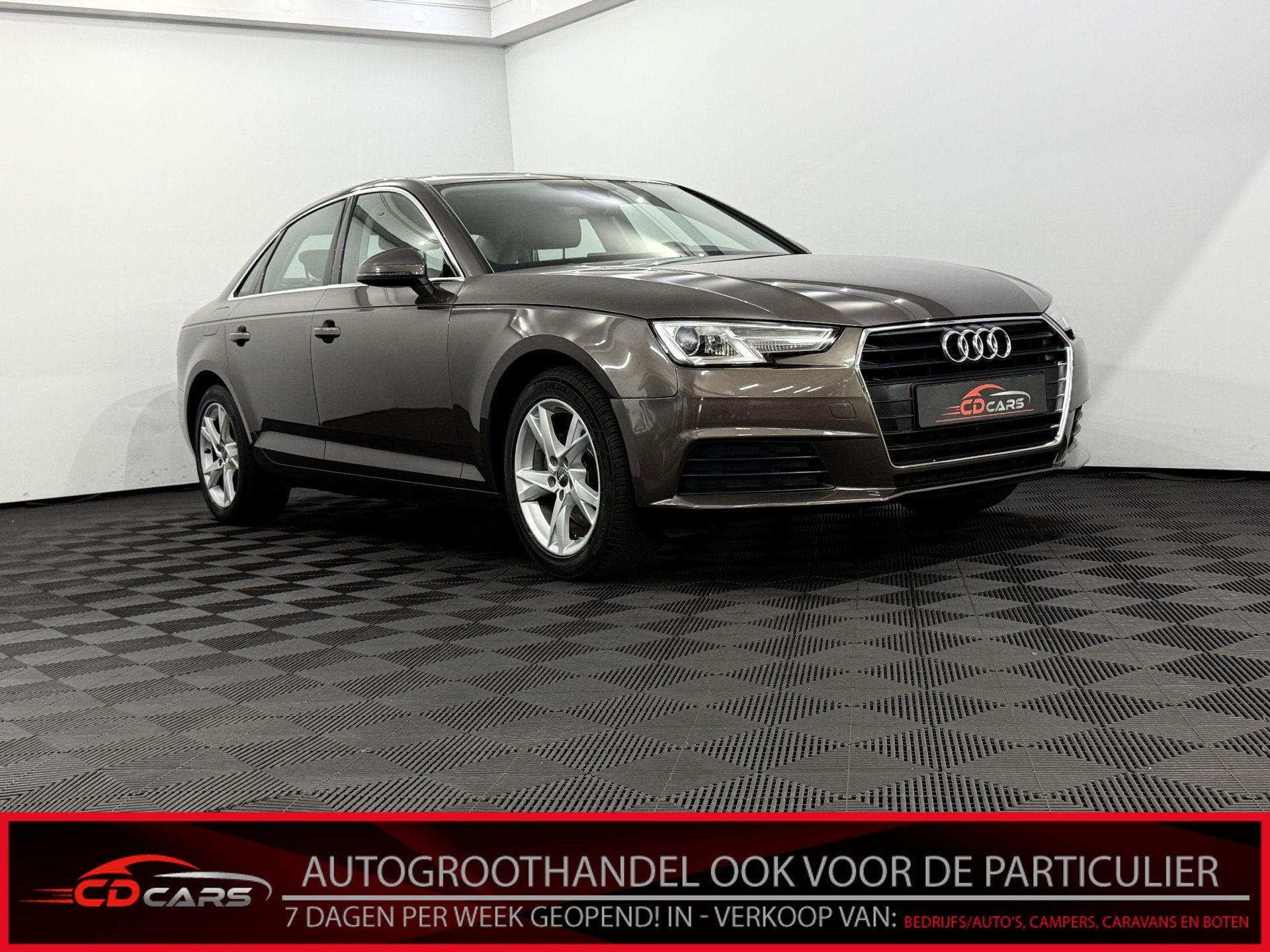 Audi A4 Limousine 1.4 TFSI Pro Line Navi, Parkeersensoren, K, Auto's, Stof, Gebruikt, Euro 6, A4