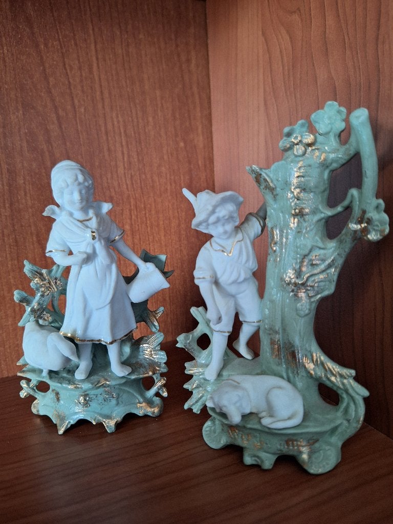 Puntgaaf porseleinen beeldjes, 15cm hoog, Antiek en Kunst, Ophalen