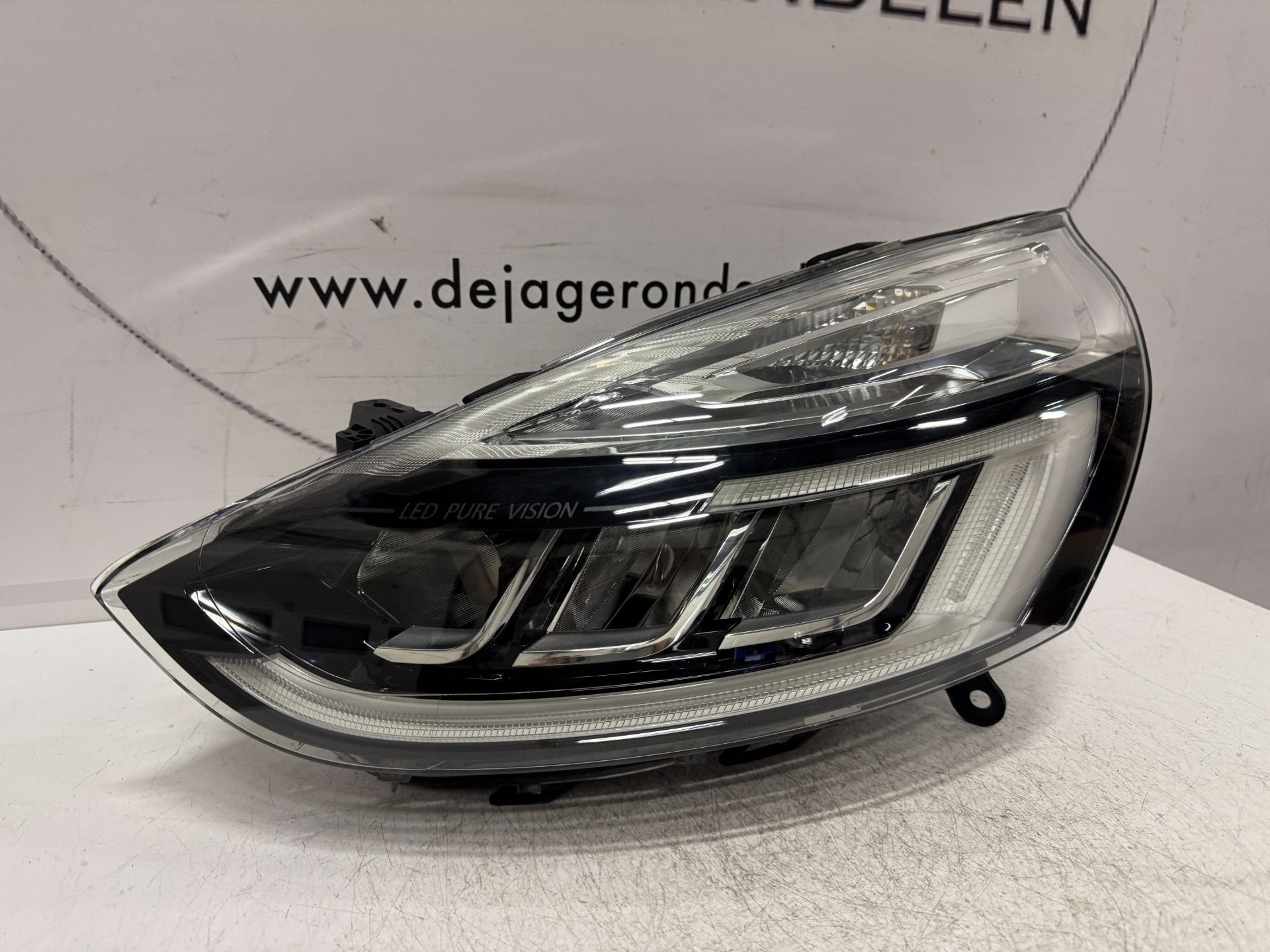 RENAULT CLIO IV KOPLAMP FACELIFT PURE LED VISION 260605046R, Renault Group, Gebruikt, Contact.group@renault.com, Renault