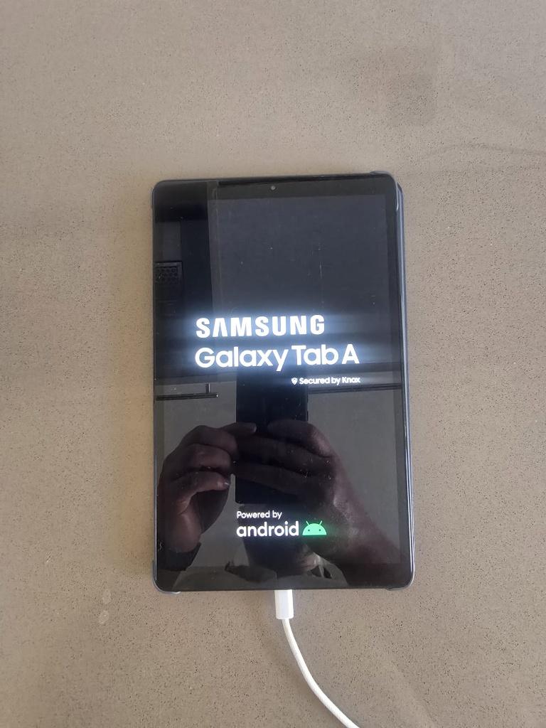 Samsung Galaxy Tab A7 Lite Donkergrijs + Originele Bookcase, 32 GB, Tab A7 Lite, 8 inch, Ophalen of Verzenden