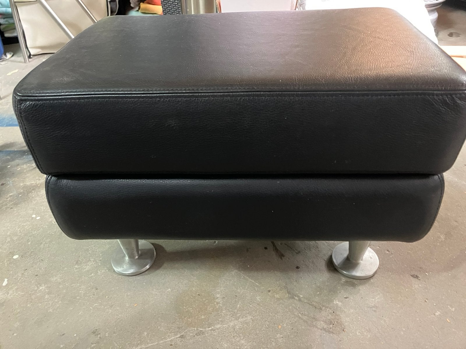 Poef leder, Ophalen, Minder dan 50 cm, 50 tot 75 cm, Leer