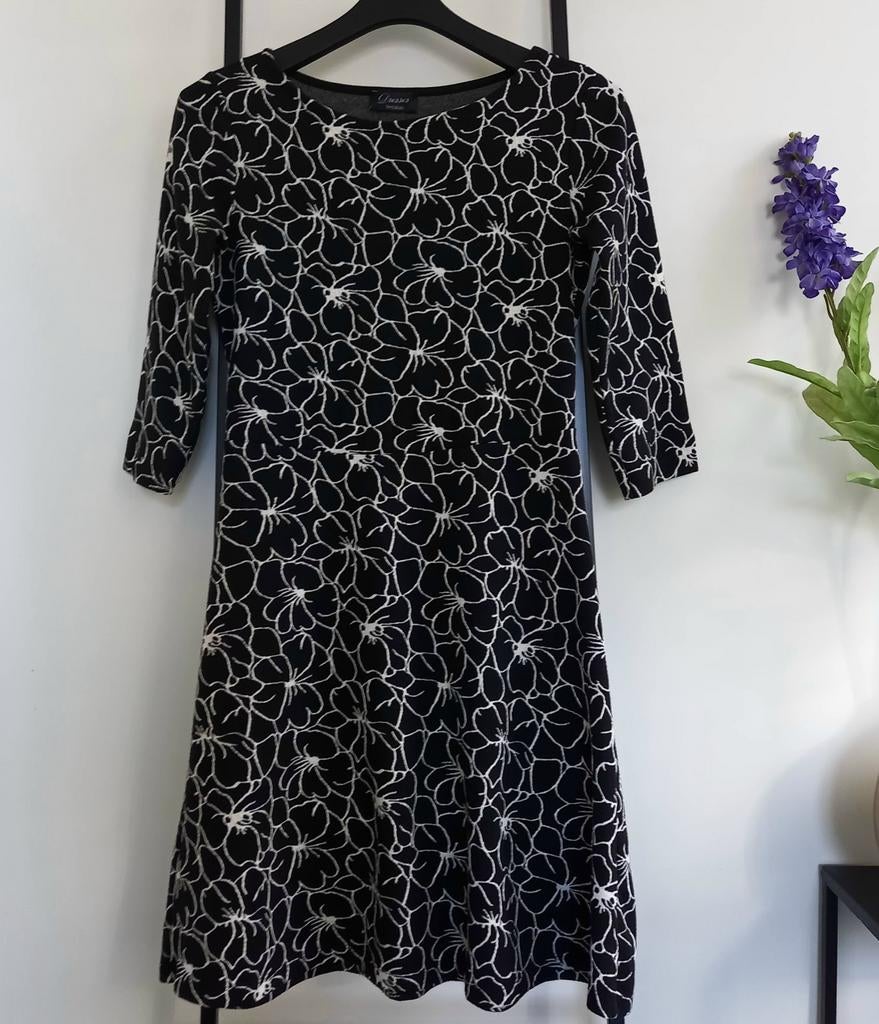 Zwart witte jurk dresses yessica maat xs 34 nieuwstaat, Kleding | Dames, Jurken, Zwart, Ophalen of Verzenden, Zo goed als nieuw