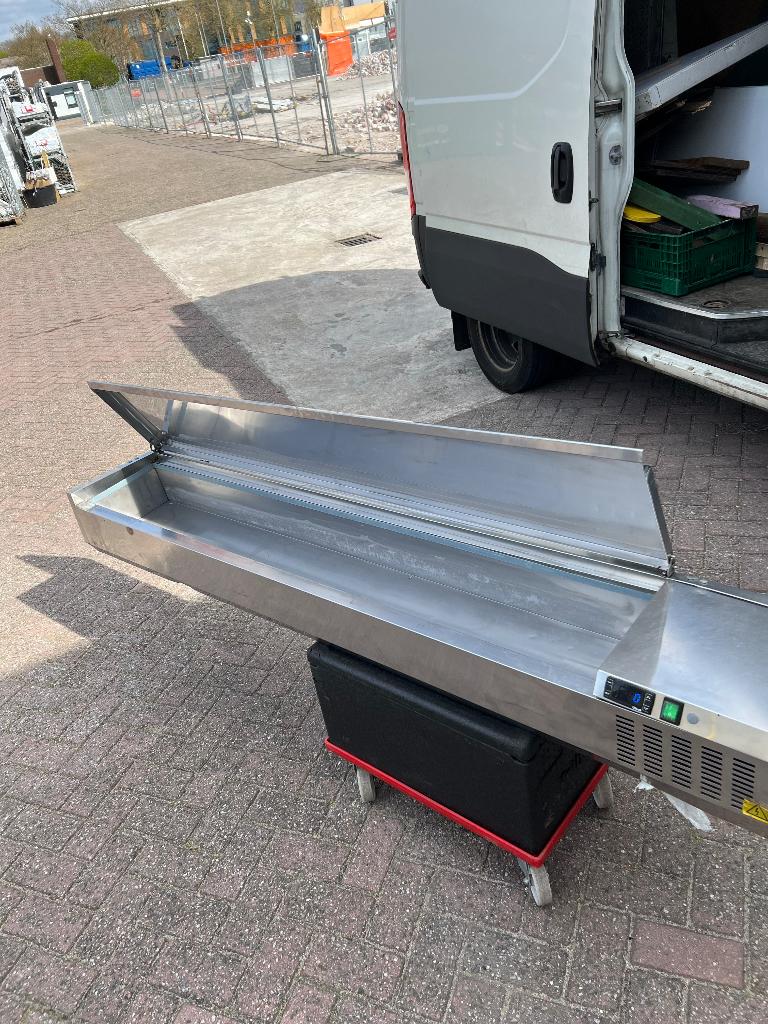 Saladiere, opzet Koelvitrine 200cm x 33cm, Zakelijke goederen, Horeca | Keukenapparatuur, Ophalen, Gebruikt, Koelen en Vriezen