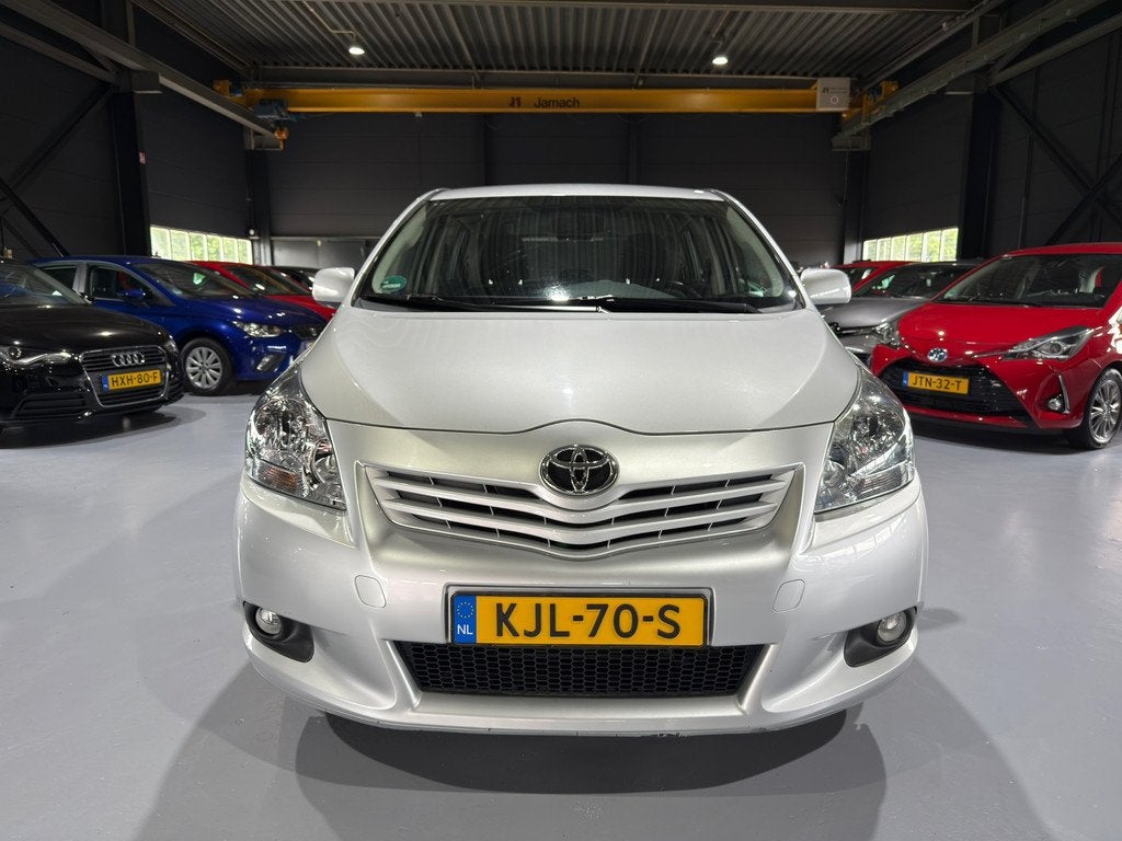 Toyota Verso 1.8 VVT-i Aspiration 7 persoons l Carplay l Nav, Auto's, Toyota, Voorwielaandrijving, Gebruikt, 4 cilinders, 7 stoelen