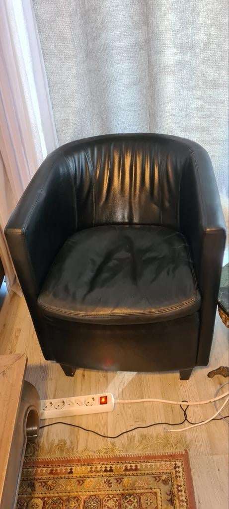 2 zwarte fauteuil gratis ophalen in Voorthuizen, Ophalen, Gebruikt, 75 tot 100 cm, 50 tot 75 cm