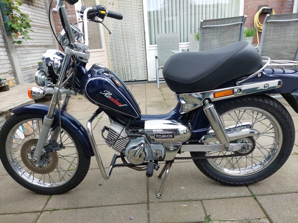 te Koop Tomos Revival, Fietsen en Brommers, Ophalen, 0 versnellingen, 49 cc, Zo goed als nieuw
