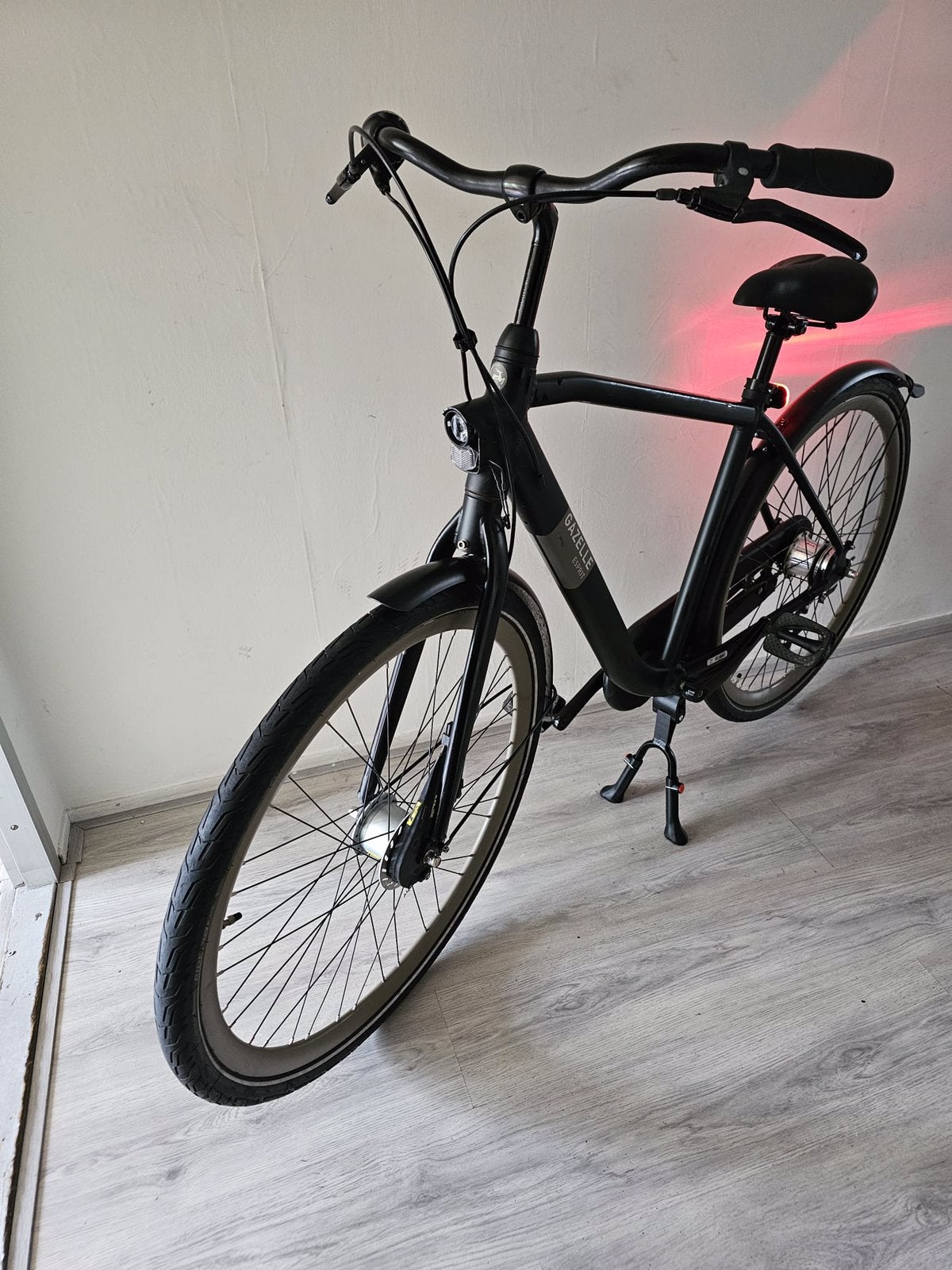 Fietsen 28 inch wielen herenfiets, Ophalen, Zo goed als nieuw, Gazelle, Versnellingen