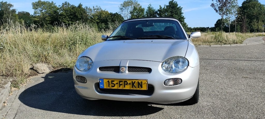 MG F 1.8 I 2000 Grijs, Zwart, 4 cilinders, Cabriolet, 1796 cc