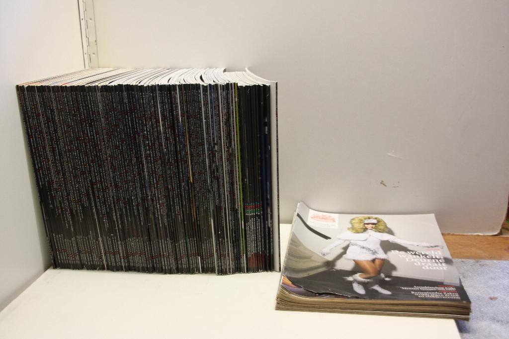 Tijdschriften Magazine M. Uitg.NRC Handelsblad(9 jaargangen), Boeken, Ophalen of Verzenden, Zo goed als nieuw, Overige typen