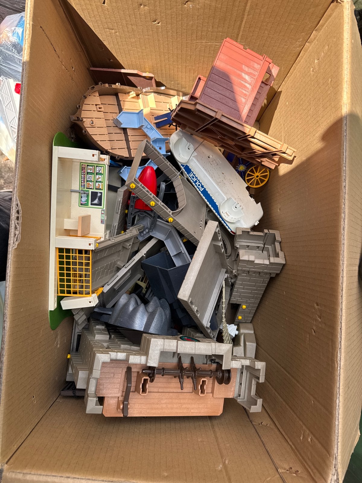 Grote doos vol Playmobil onderdelen, Kinderen en Baby's, Speelgoed | Playmobil, Ophalen of Verzenden, Gebruikt, Losse onderdelen