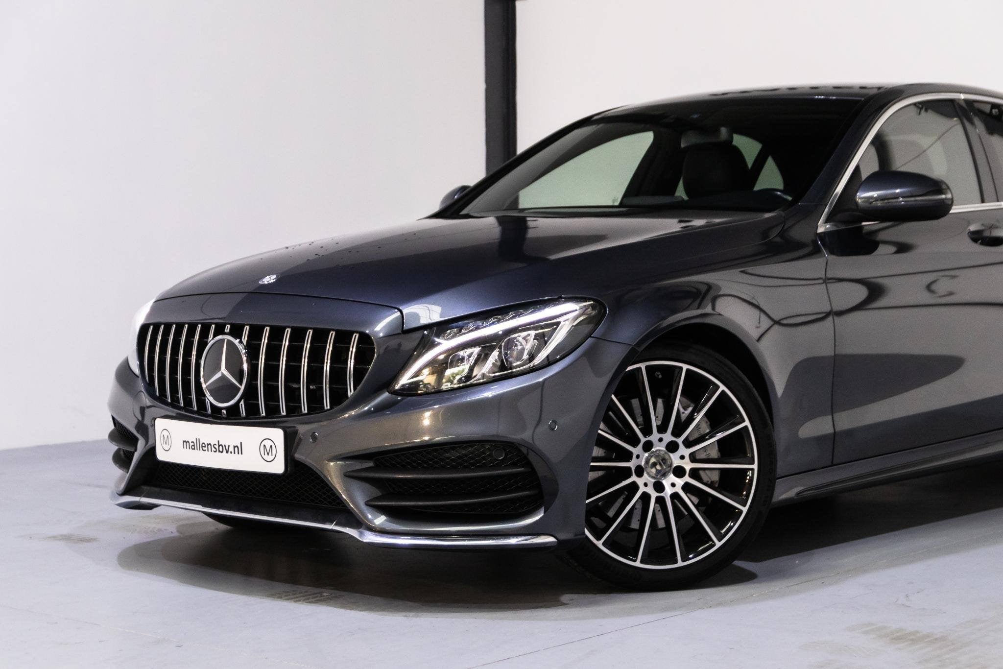 Mercedes-Benz C-klasse 250 Prestige AMG/GECHIPT/19INCH/DEALE, Automaat, Dealer onderhouden, 4 cilinders, Leder