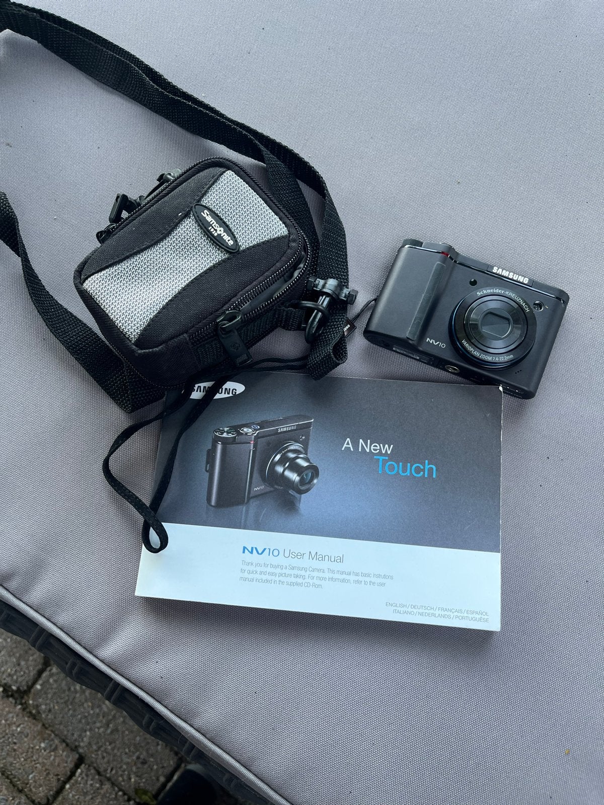 Samsung NV10 Compactcamera met Samsonite Tas en Handleiding, Gebruikt, Ophalen of Verzenden, Compactcamera, Samsung