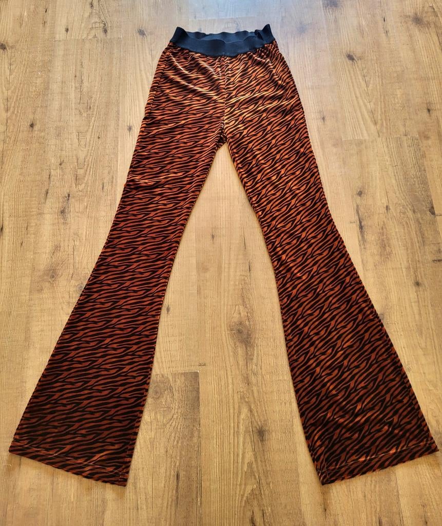 Trendy Flared fluwelen Broek Bruine Zebra/Tijgerprint, Maat 38/40 (M), Aaiko, Bruin, Ophalen of Verzenden