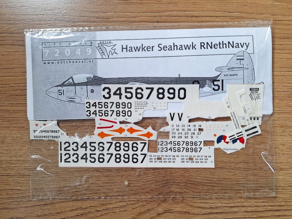 172 172 Dutch Decal 72049 Hawker Seahawk MLD, Hobby en Vrije tijd, Modelbouw | Vliegtuigen en Helikopters, Overige merken, 1:72 tot 1:144