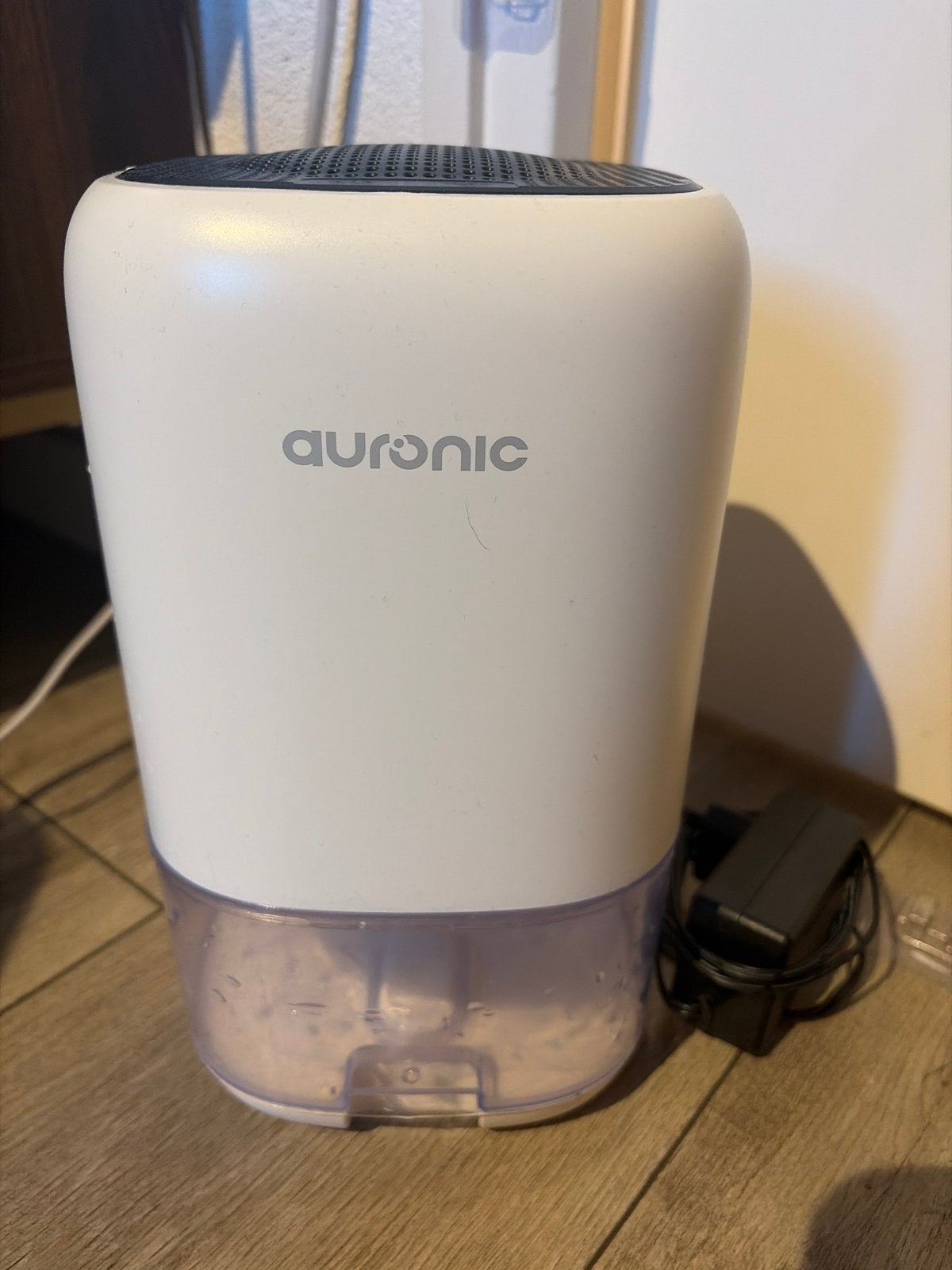 Auronic Luchtontvochtiger - Compact en Efficiënt, Ophalen of Verzenden, Zo goed als nieuw, Luchtontvochter