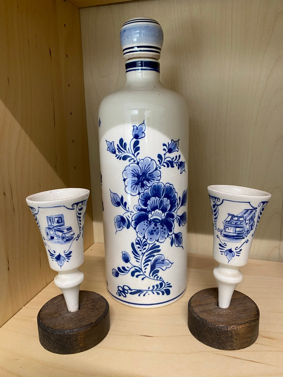 Delfts Blauwe Jeneverkruik met Borrelglaasjes, Antiek en Kunst, Antiek | Porselein, Ophalen