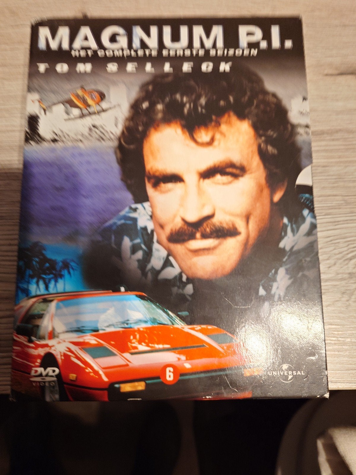 Magnum P.I Seizoen 1 Met NLO, Vanaf 12 jaar, Ophalen of Verzenden, Zo goed als nieuw