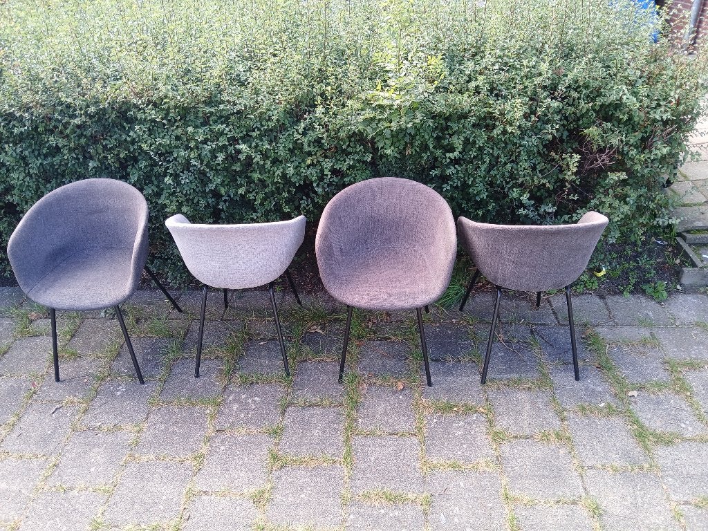 4 kuipstoelen in verschillende grijstinten, Huis en Inrichting, Ophalen, Gebruikt, Modern, Scandinavisch, Metaal