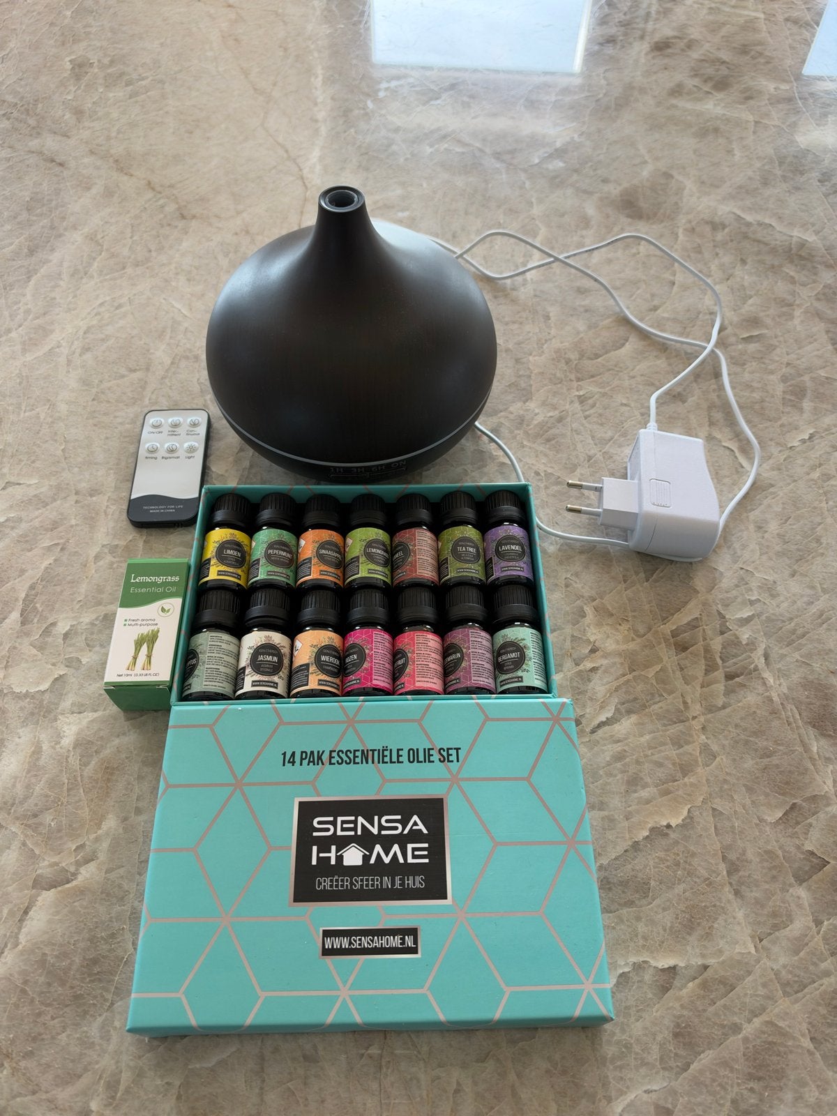Diffuser Japandi walnootkleur met 13 essentiële oliën, Kunststof, Ophalen of Verzenden, Zo goed als nieuw, Japandi