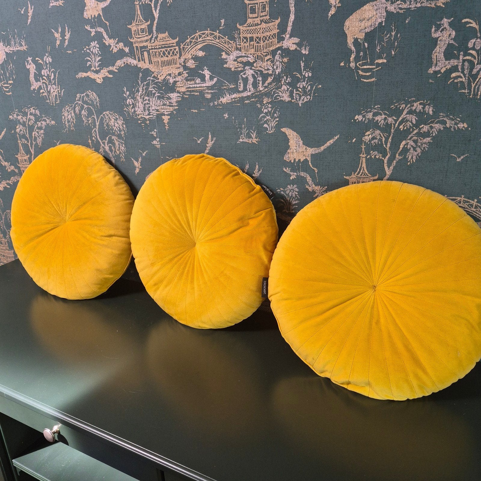 3x Fluweel Sierkussen Rond Geel - Ø 44 cm, Ophalen, Gebruikt, Geel, Rond